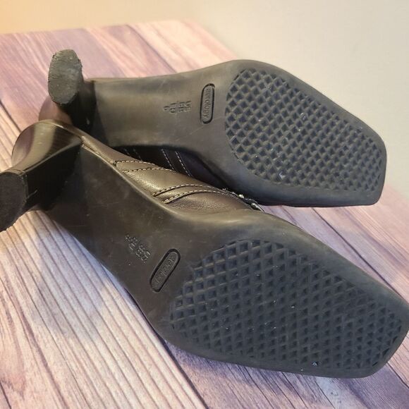 Aerology by aerosoles slides comfort heels Wafers Size 8B “Snapaziod” - Picture 5 of 7